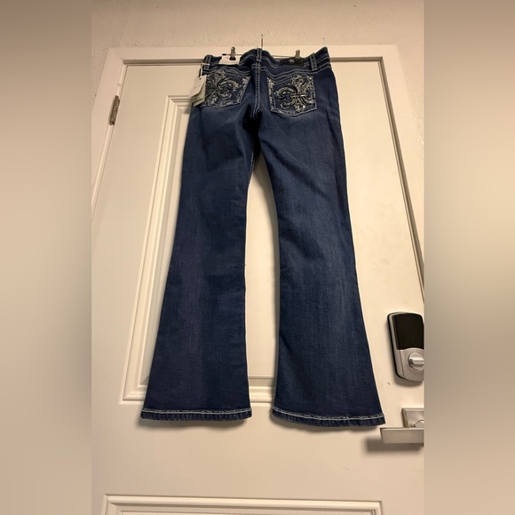 Miss Me Mid-Rise Bootcut Jeans - Dark Wash Fleur de Lis Embellished - Size 34x32 - Picture 4 of 16